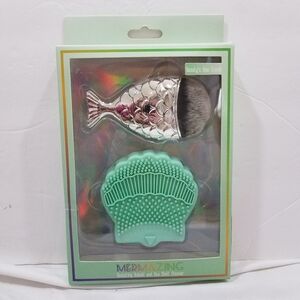 Mermaid Tail Sculpting Brush and Cleaner Teal NEW